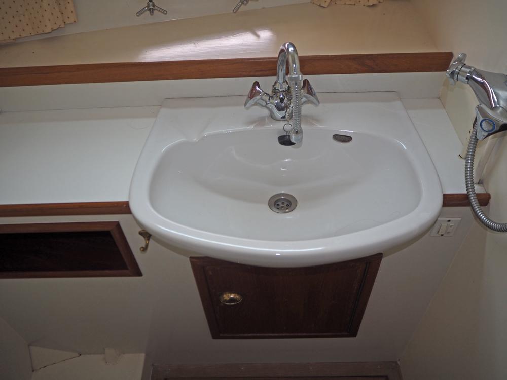 Vorschiff, Innenausstattung